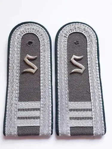 DDR NVA Schulterklappen Rückwärtiger Dienst Offizierschüler 3. Jahr