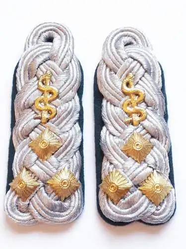 DDR NVA Schulterklappen Rückwärtiger Dienst Oberst medizinischer Dienst