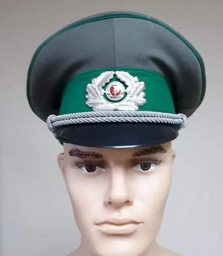 DDR NVA Grenztruppen Schirmmütze Offizier Größe 54