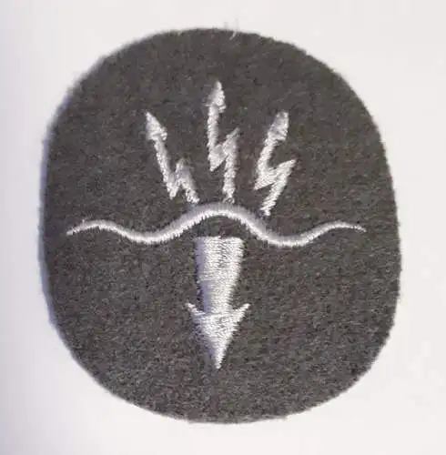 DDR NVA Dienstlaufbahnabzeichen Funkortung