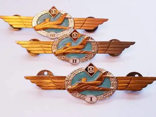 DDR NVA Klassifizierungsabzeichen für Flugzeugführer Repro Bartelnummer 369 Stufe I