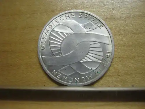10 DM Silbermünze 1971 F - 2. Motiv der Olympiamünze (Olmpia 1972)