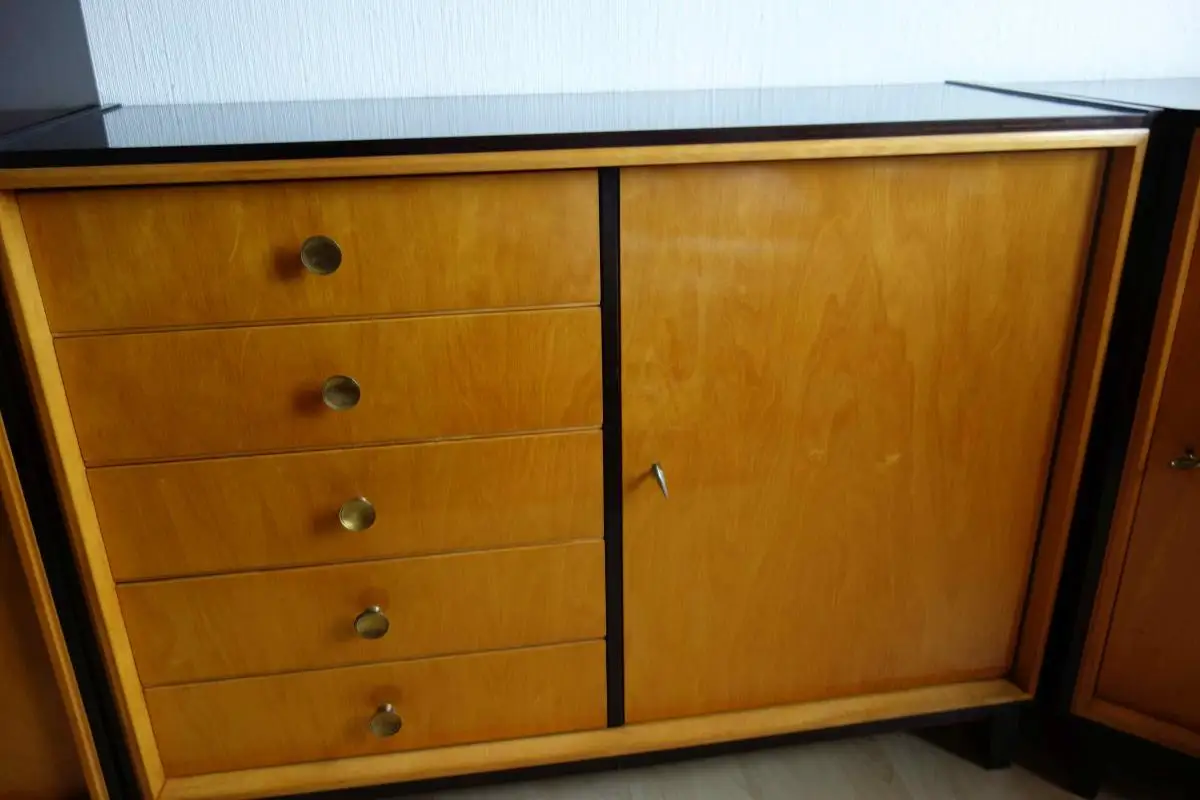 Wohnzimmerschrank Ensemble 50er Jahre Serie „Wonne im Heim“ . 2