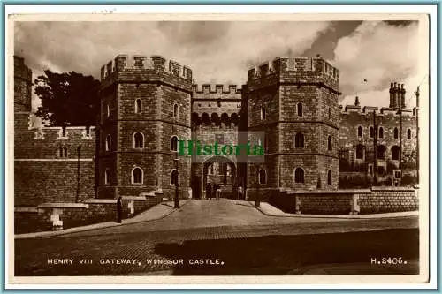 [Ansichtskarte] Windsor Castle - Henry VIII Gateway - 1953. 