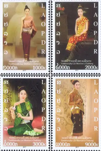 Traditional women's clothing (MNH)