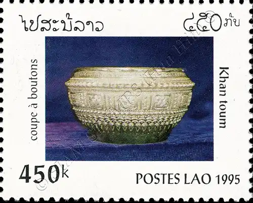 Laotisches Kunsthandwerk: Silberschalen (**)
