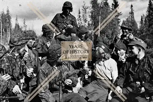 Repro Foto Soldaten Tarnkleidung Sümpfe Russland 