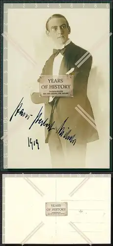 Orig. AK Autogrammkarte signiert Mann männlich Name ? 1919 Theater Bühne Scha