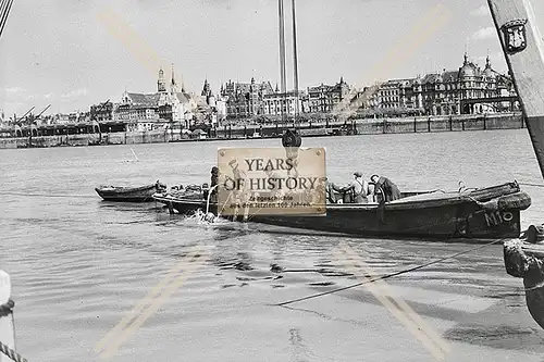 Repro Foto Taucher Tauchen Hafen zerstört Belgien Frankreich Holland Niederlande