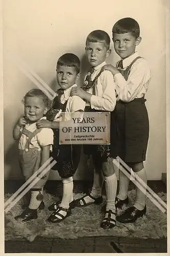 Repro Foto 1930 4x Jungs Lederhose