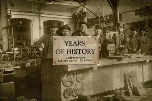 Foto kein Zeitgenössisches Original Werkstatt Schlosser Drehbank Gesellen 1905