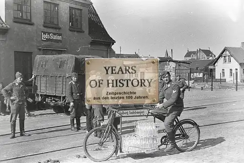 Foto kein Zeitgenössisches Original Dänemark Aalborg Fahrrad Soldaten Luftwaffe