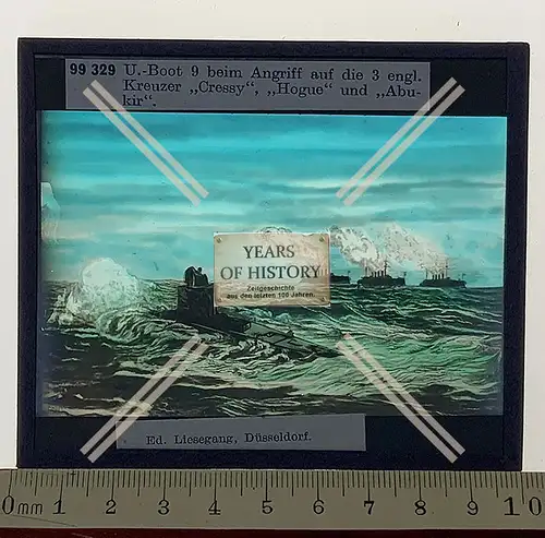 Orig. Glas Dia 8x8 cm U-Boot 9 Unterseeboot beim Angriff auf die 3. Englische K