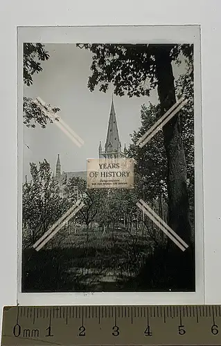 Orig. Glas Dia 1.WK Belgien Frankreich Dorf mit Kirche