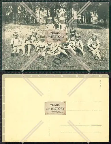 Orig. AK Kinder Gruppe 1921 Kindergarten Schule oder ähnliches