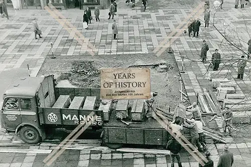 Foto Dortmund 1967-69 Sanierung Umbau Berliner Hermannplatz vor Karstadt Gebäu