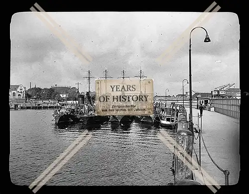 Orig. Negativ Boote Schiffe der Kriegsmarine im Hafen 1936-41