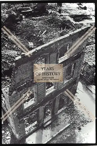 Foto Köln 1944-46 Düren Innenstadt Luftbild vom zerstörtem Gebäude