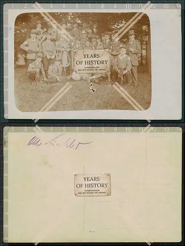 Orig. Foto AK Studenten mit Stürmer Mützen Studentika Kapelle 1916