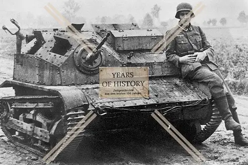 Foto kleiner Panzer Tank mit Soldat Wehrmacht