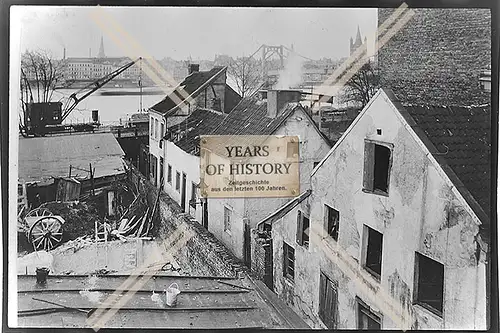 Foto Köln 1944-46 Häuser Gebäude Hof Hinterhof Blick auf Rhein Brücke