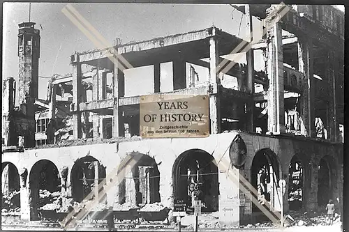 Foto Köln 1944-46 zerstört Haus Geschäft Schilder nach an dem Gebäude