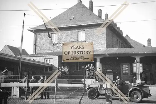 Foto Grenze Zollgebäude Fahrzeug Schlagbaum Luftwaffe 1940