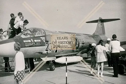 Foto Flugzeug aircraft airplane Bundeswehr u. ausländische Militärische Luftf