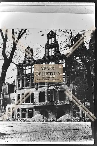 Foto Köln 1944-46 zerstört Fassade des Rathauses vom Altermarkt aus gesehen