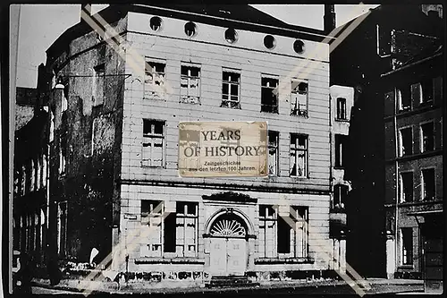 Foto Köln 1944-46 Haus Gebäude Tür mit Torbogen