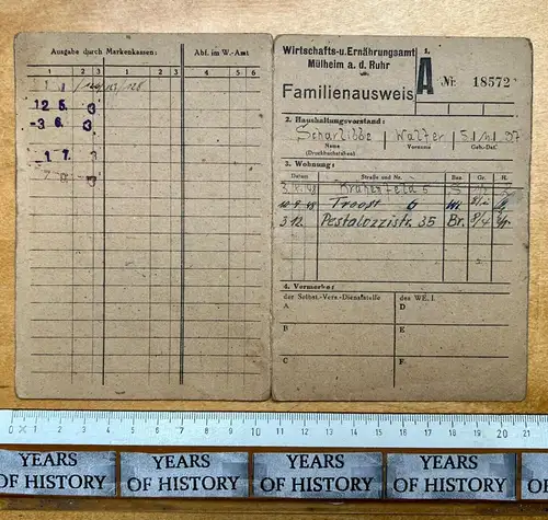 Familienausweis 1948 Wirtschafts und Ernährungsamt Mülheim Ruhr W. Scharlibbe