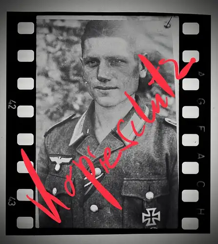 Negativ 4x3,5cm Portrait Soldat Italien Frankreich 1943-45