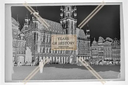 Original Negativ Belgien Frankreich 1940-41 Fahrzeug vor Kirche Kathedrale