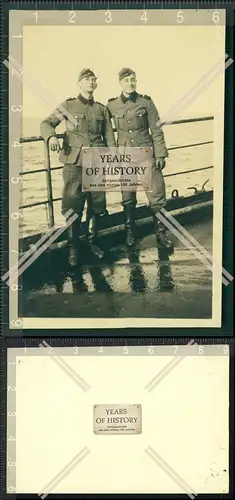 Orig. Foto Soldaten an Bord auf Schiff an der Reling