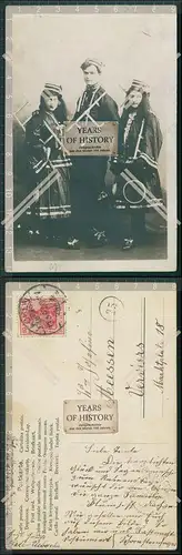 Foto AK junger Mann mit hübschen Damen in Tracht 1907 gelaufen