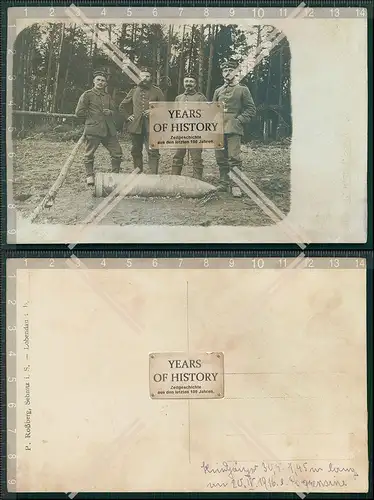 Foto AK Feldpost 1. WK Soldaten vor Blindgänger 30,5 cm  Geschoss 1916