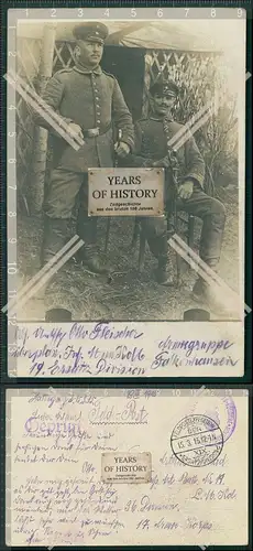 Foto AK Feldpost 1. WK Soldaten mit Säbel Feldpost 1915 geprüft