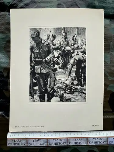 Original Druck Karton 1940-41 Soldaten kurze Rast der Infanterie