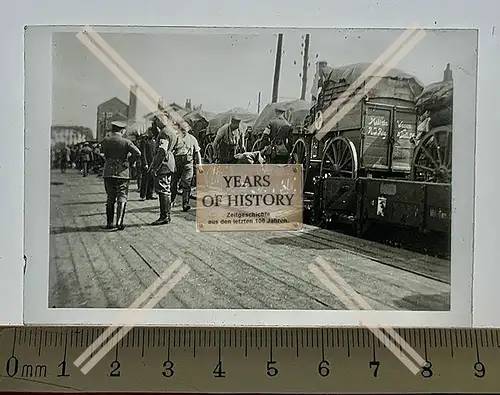 Orig. Glas Dia 1.WK Belgien Frankreich Soldaten verladen am Bahnhof