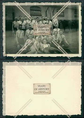 Foto junge Männer Soldaten 1939 freier Oberkörper Athletisch Kaserne