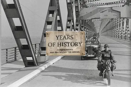 Foto kein Zeitgenössisches Original Holland Autobahn Brücke Motorrad Fahrzeuge B