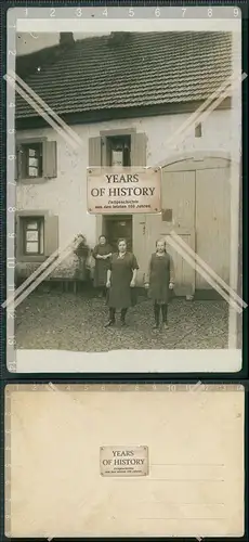 Foto AK Bauernhof 1933 drei Damen vor Scheunentor drei Generation