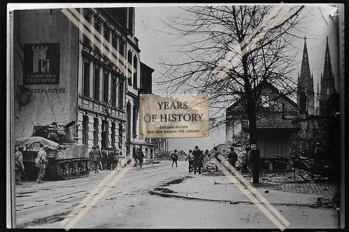 Foto Köln 1944-46 zerstört Panzer Straße Soldaten Römerturm Feinpapier Dom