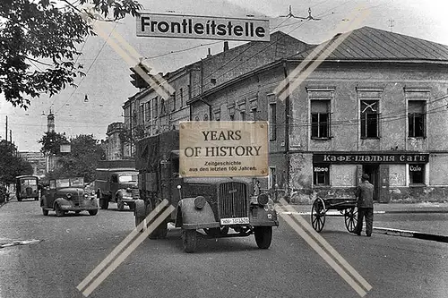 Repro Foto Frontleitstelle Fahrzeuge Russland 