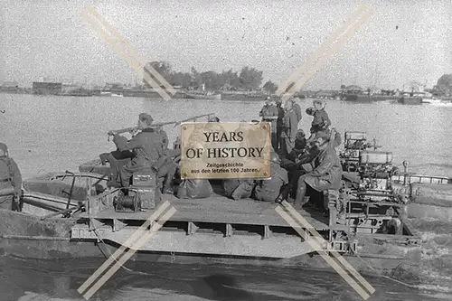 Repro Foto Fähre Soldaten Holland Niederlande Belgien 