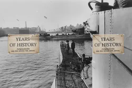 Repro Foto 10x15cm U-Boot Unterseeboot Saint-Nazaire Frankreich Schiffe Hafen ze