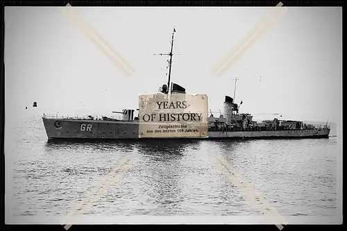 Foto Deutsche Kriegsmarine - Torpedoboot GR Greif Marinewerft Wilhelmshaven 192