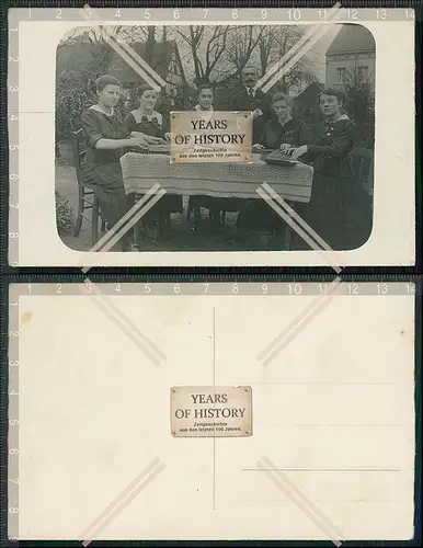 Foto AK 1915 junge Damen Musikinstrument Zither auf Tisch Chemnitz Sachsen