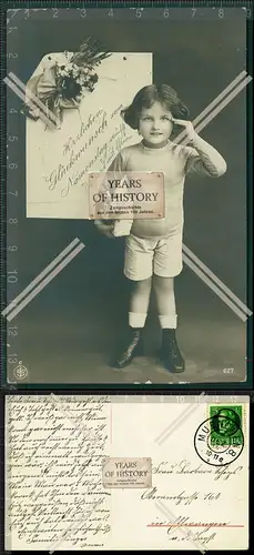 Orig. AK Künstler kleiner Junge mit militärischen Gruß kurze Hose 1914 gelau