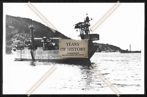 Foto Katapultschiff Westfalen mit Flugzeug Kriegsschiff Marine im Einsatz 